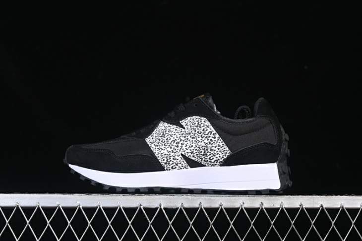 Picture of New Balance 327 _SKUfw21691756578646799fw